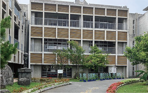 真壁小学校